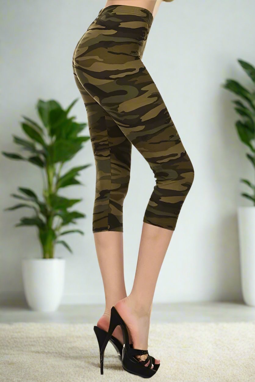 Womens Leggings, Green Camo Capri Leggings