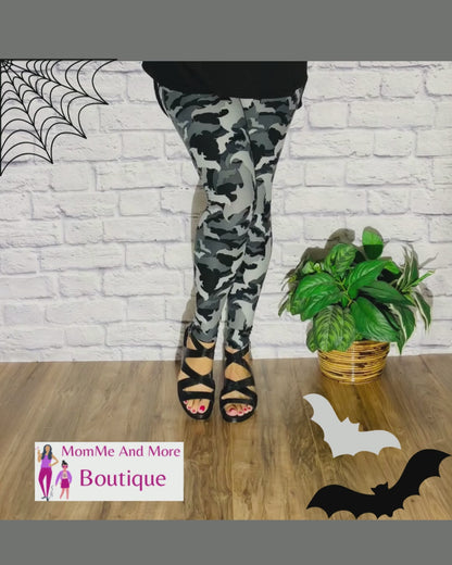 Womens Halloween Bat Leggings Soft Yoga Pants Gray/Black Sizes 18-22