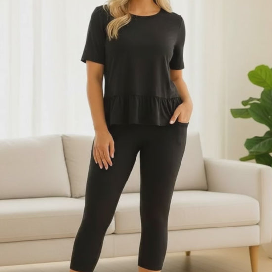 Black capri leggings 