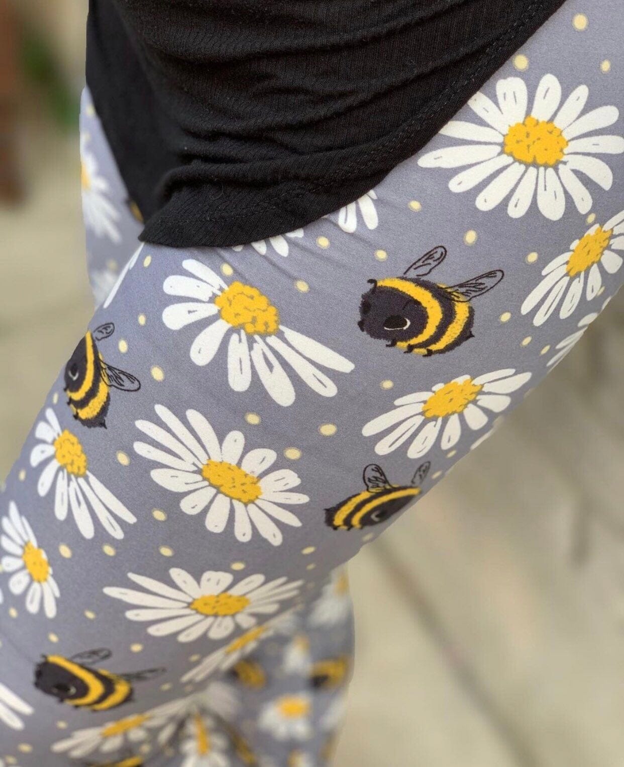 Womens Best Leggings, Spring Daisy Bee Print Leggings: Yoga Waist Leggings MomMe and More 