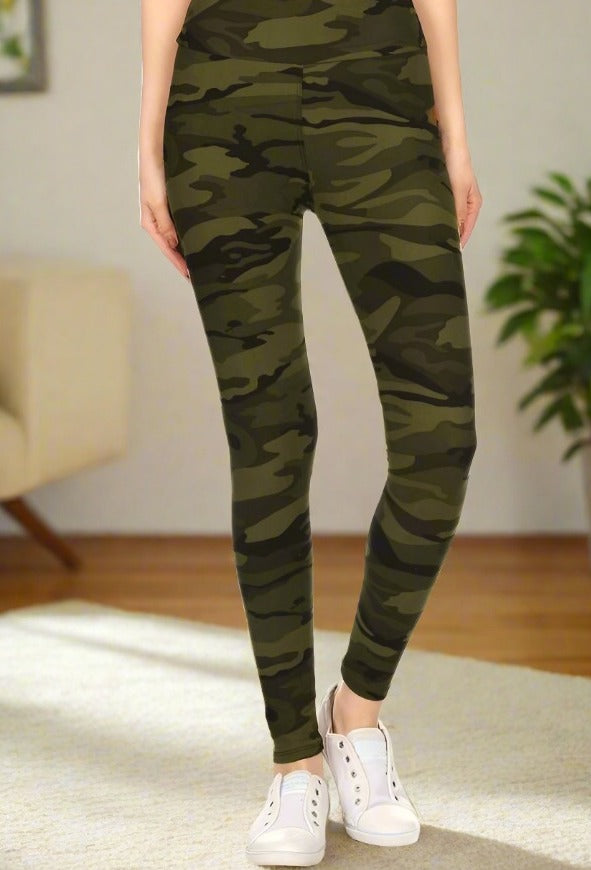 Country Bumpkin Leaf Camo Women's Leggings - Yoga Pants