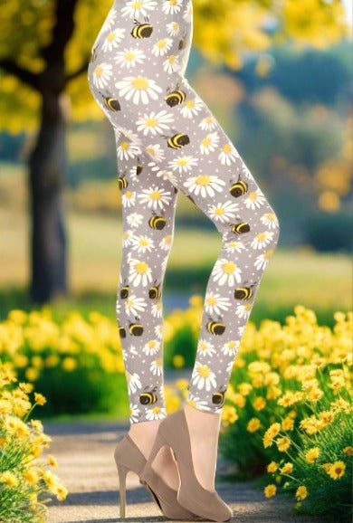 Womens Best Leggings, Spring Daisy Bee Print Leggings: Extra Plus Leggings MomMe and More 