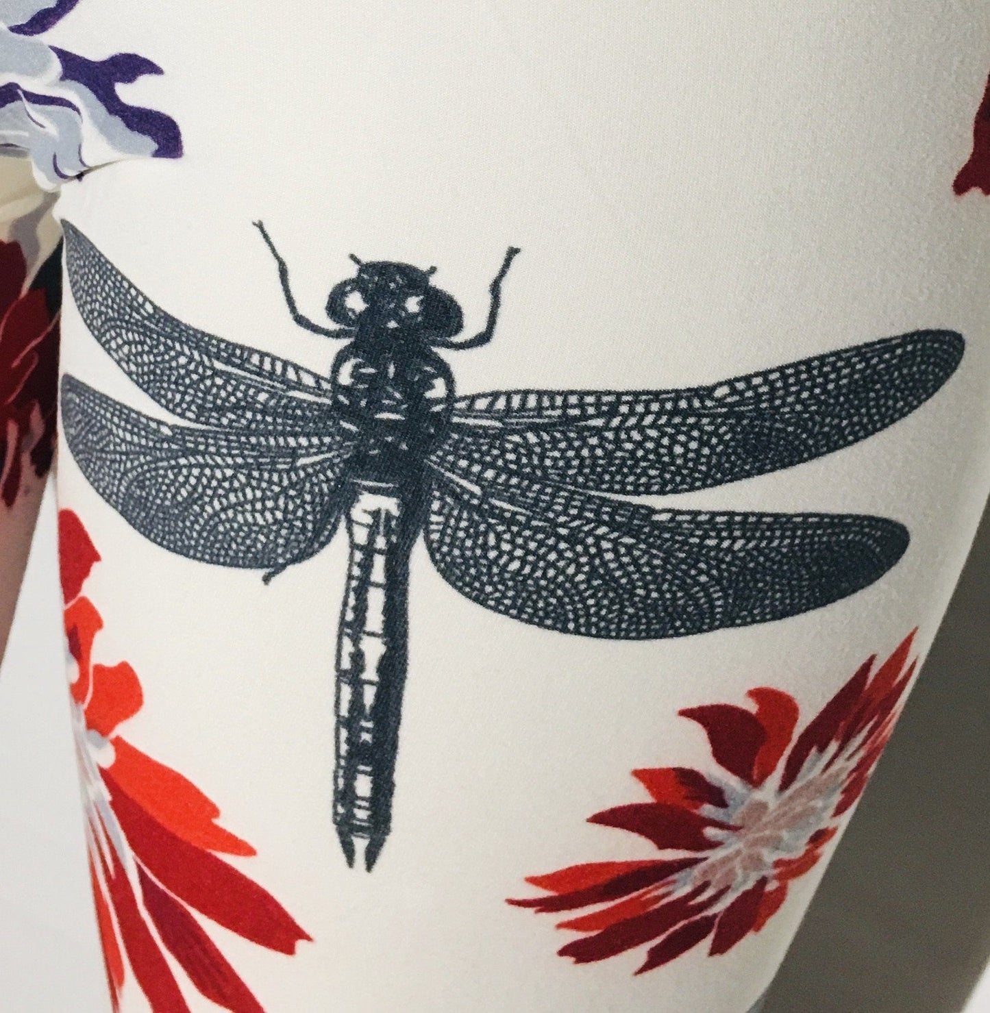 Girl's Dragonfly Leggings Leggings MomMe and More 