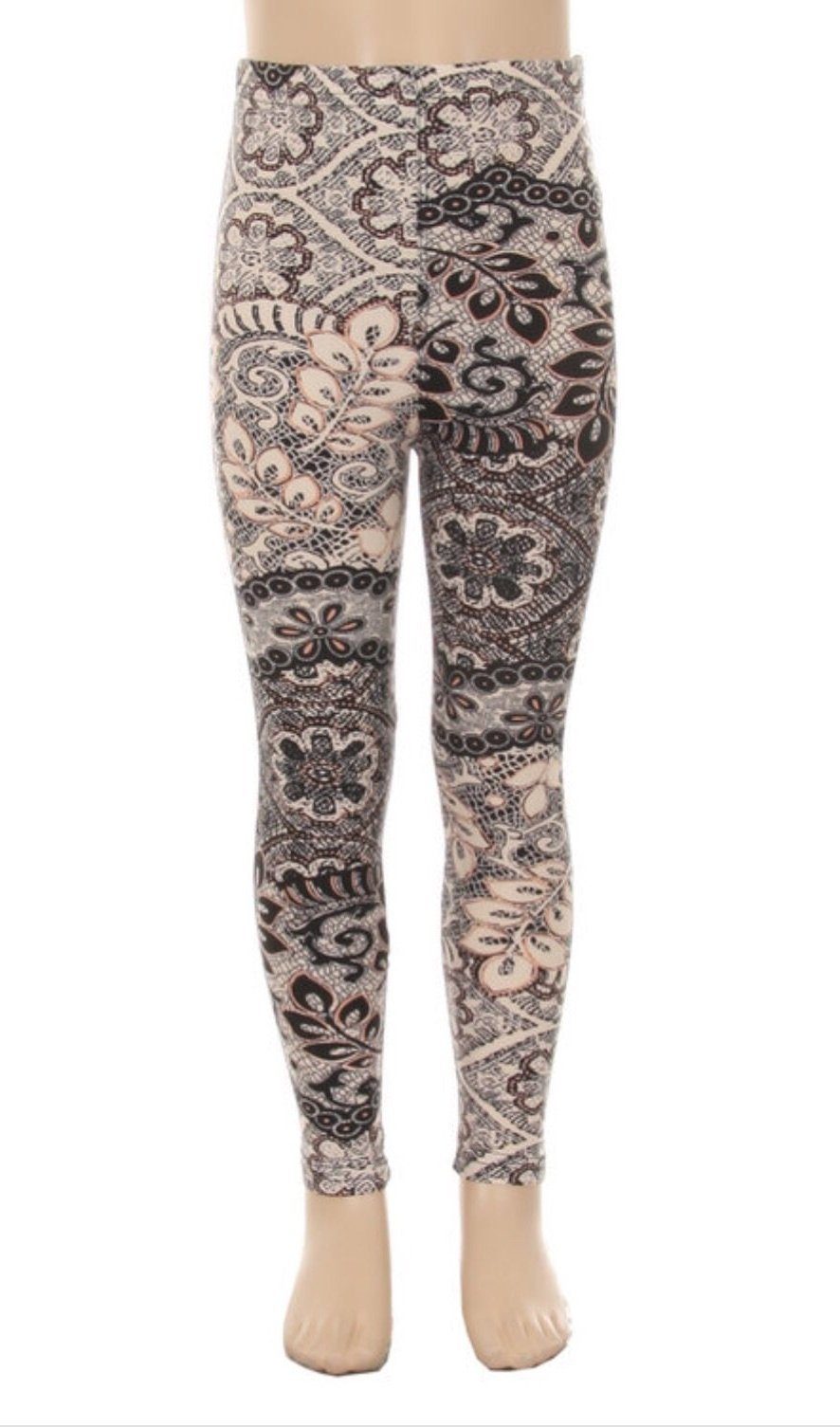 Girl's Lace Vine Printed Leggings Cream: S and L Leggings MomMe and More 