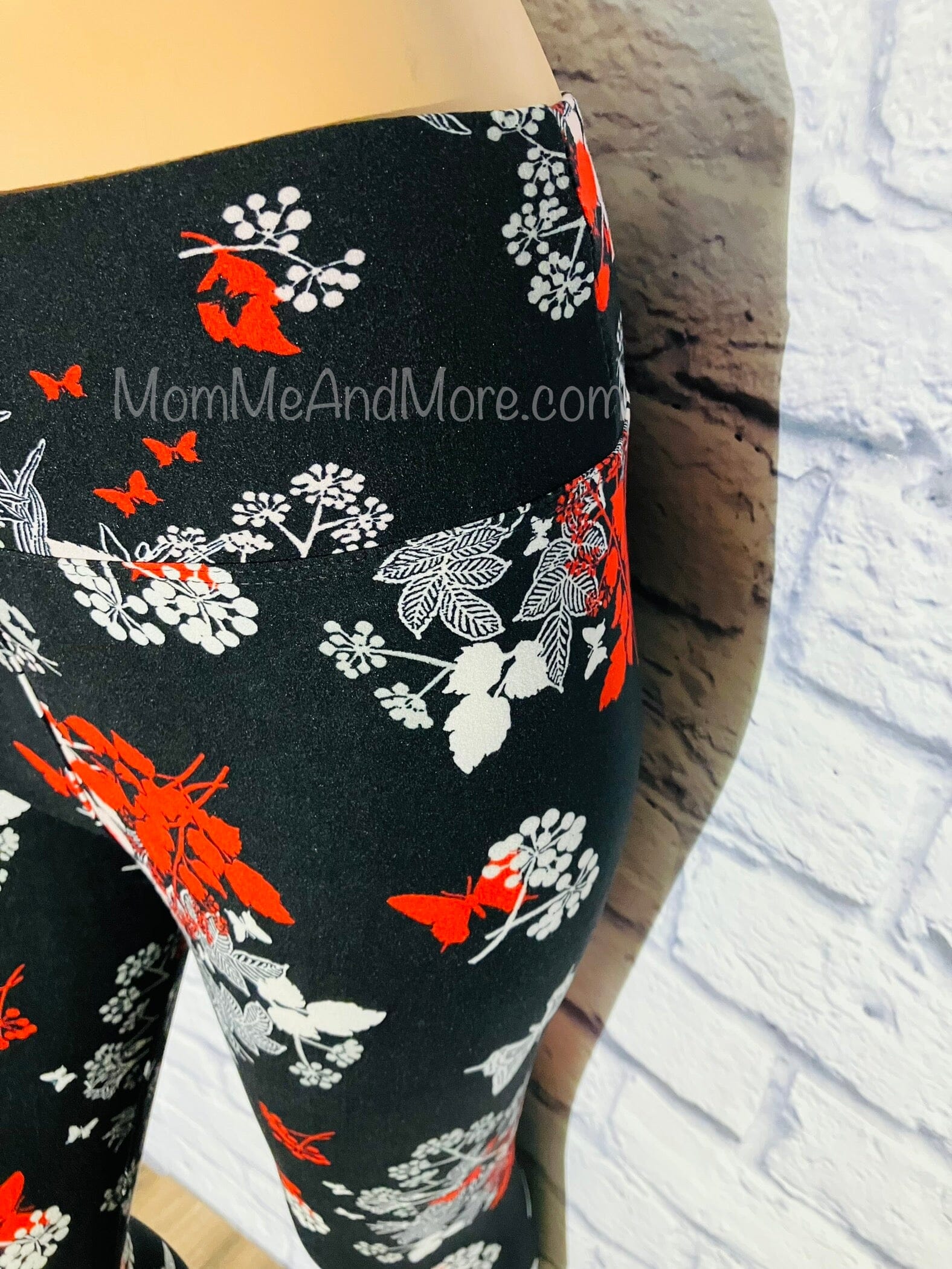 Womens Best Leggings, Red Butterfly Floral Capri Leggings: Yoga Waist Leggings MomMe and More 