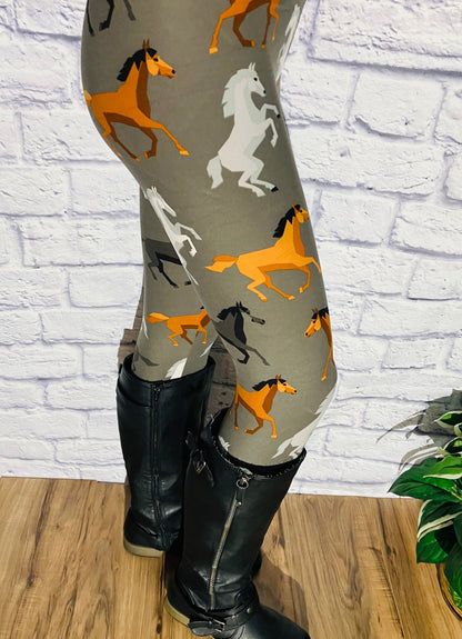 Womens Best Brown Horse Printed Leggings Leggings MomMe and More 